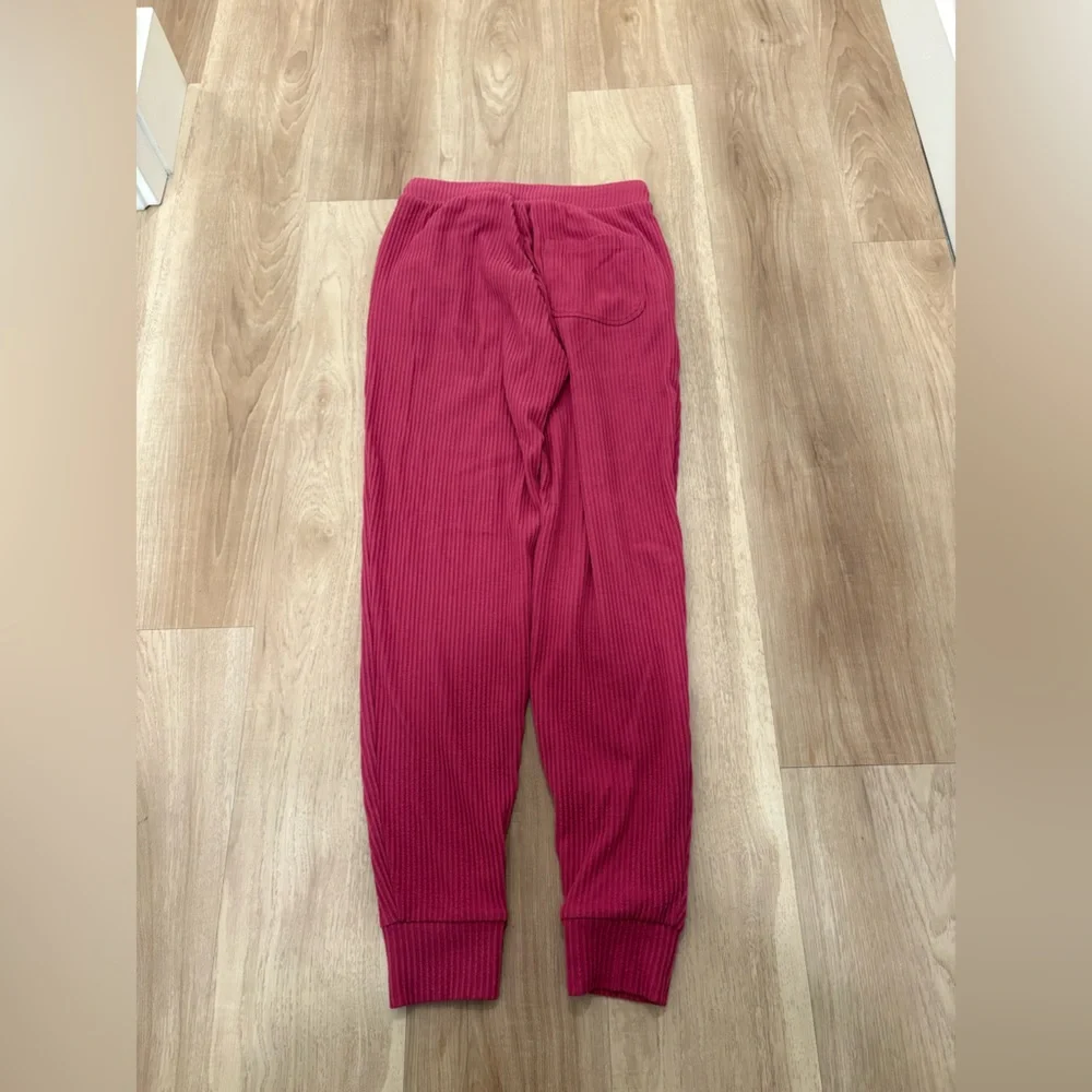 Alo Yoga Muse Sweatpant *Read* - Picture 10 of 13